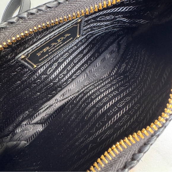 Prada Re-Edition Mini Crochet Raffia Crossbody Bag - Picture 16 of 16